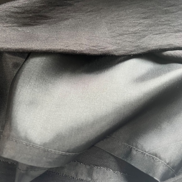 BCBG MAXAZRIA, Size 4, Black - Picture 5 of 6